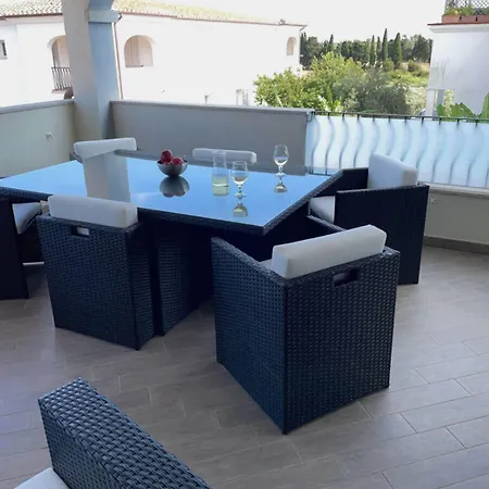 Niki's Traumferienwohnung 4* Orosei